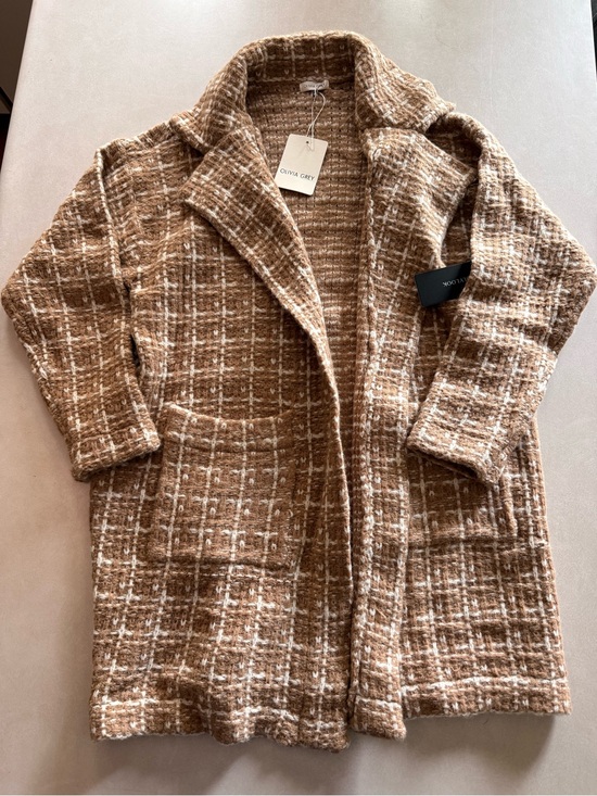 Olivia Grey Sweaters - NWT M/L Olivia Grey Women's Brown Plaid Open-Front Cardigan